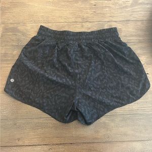 Lululemon Grey and Black Tracker Short Size 14